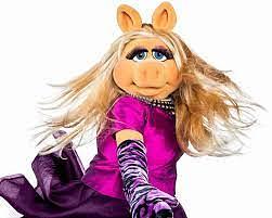 Miss Piggy's Dazzling Debut at Adelaide Fringe!